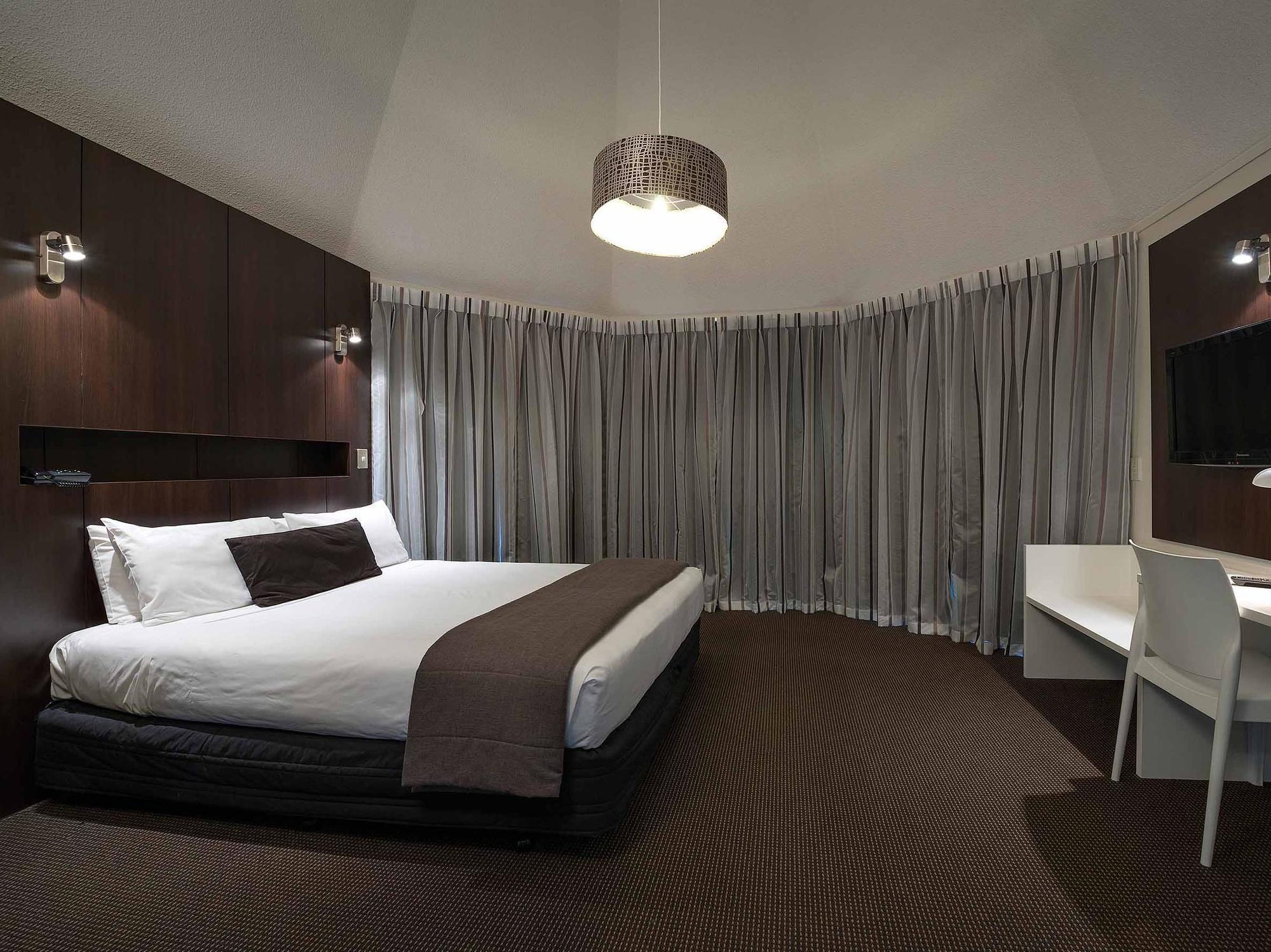 The Towers On The Park Hotell Christchurch Exteriör bild