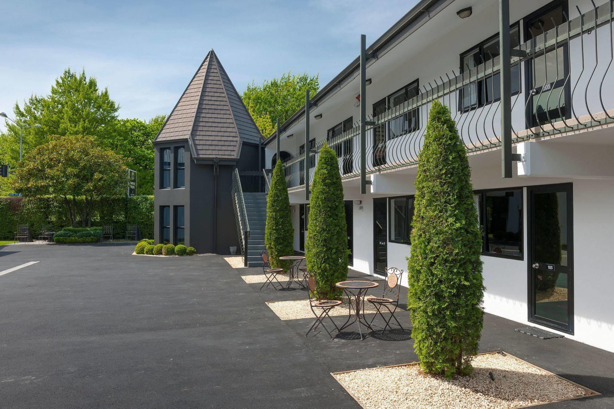 The Towers On The Park Hotell Christchurch Exteriör bild